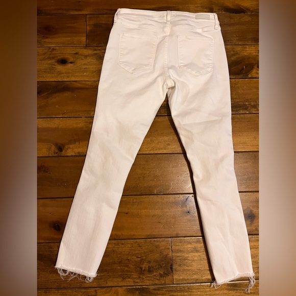 Abercrombie & Fitch white distressed jeans - Picture 2 of 6